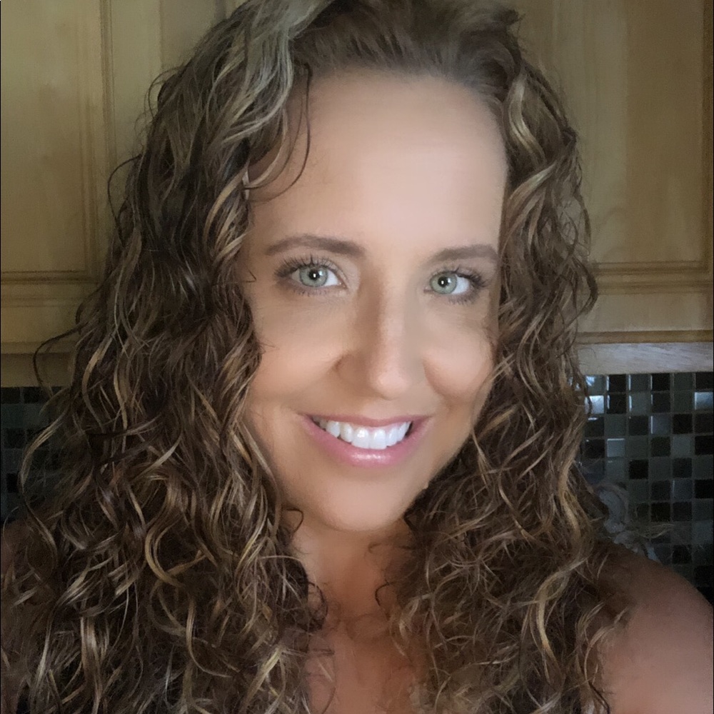 Meet your Posher, Becky